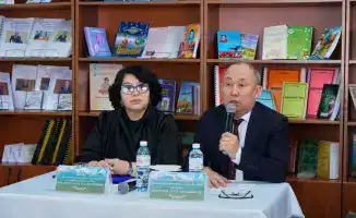 В Алматы обсудили международные практики доступности библиотечных услуг для людей с ограничениями по зрению