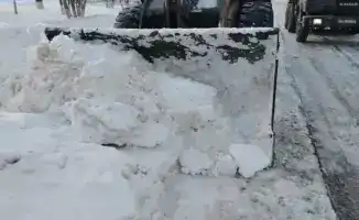 В Астане продолжаются масштабные снегоуборочные работы с использованием более 1 500 единиц спецтехники