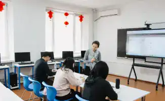 Углубление культурного обмена: китайские студенты в Павлодаре изучают казахский язык