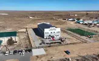 Атырау новые игровые и спортивные площадки 40 штук международные стандарты