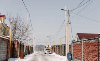 Кайрат: дома под угрозой, жители против многоэтажек!