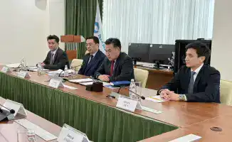 Мост в будущее: Минтруд запускает платформу для адаптации кадров к искусственному интеллекту