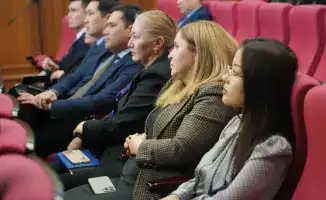 В Алматы обсудили социальные гарантии госслужащих