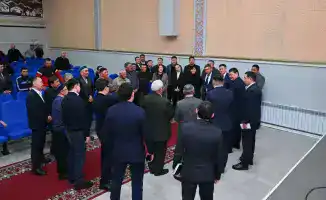 Встреча акима области с жителями села Жантикей обсуждение проблем и строительство спортивного объекта