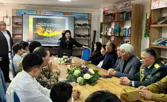 В Усть-Каменогорске молодежь и ветераны обсудили важность передачи исторической памяти