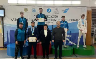 Сборная Алматы одержала победу на чемпионате Казахстана по фехтованию, завоевав 32 медали.