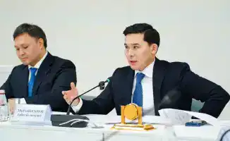 Министр Ербол Мырзабосынов отметил важность совместной работы спортсменов и тренеров после успеха на чемпионате Азии по лёгкой атлетике