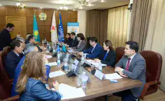 Социальный щит для врачей: новое соглашение Минздрава и профсоюзов на горизонте 2026–2028