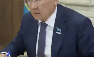 Обсуждение проекта новой Конституции в области Абай: мнения депутатов о ключевых изменениях