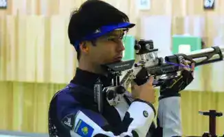 Ислам Сатпаев победитель чемпионата Азии по пулевой стрельбе