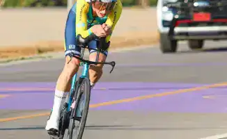 Евгений Федоров завоевал вторую золотую медаль на чемпионате Азии по велоспорту, вдохновляя зрителей и поднимая престиж велоспорта в регионе