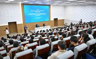 Встреча Дархана Жазықбая со студентами: новый импульс для молодежного участия в госслужбе