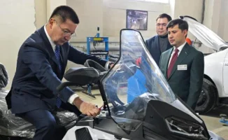 Квадроциклы и министры: февраль чиновников в Казахстане