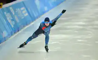 Достижение Евгения Кошкина на Олимпиаде подчеркивает рост интереса к конькобежному спорту в России