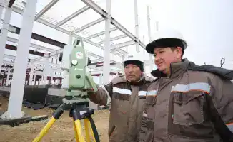 Нурдаулет Килыбай проверил ход строительства нового международного вокзала в Мунайлинском районе