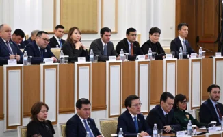 Конституция Казахстана: Равноправие в браке и защита прав женщин – новые изменения на девятом заседании