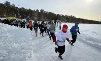 На курорте Бурабай состоялся международный ледовый забег BURABAY ICE - 2026 с участием более 700 спортсменов