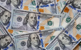 Рост курса доллара в Казахстане 20 февраля: последствия для экономики и потребительских цен