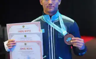 Туркестанские тяжелоатлеты завоевали 5 медалей на чемпионате Казахстана, подтверждая свои достижения на международной арене
