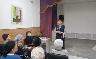 Нура: лекция о защите от кибермошенников для пожилых