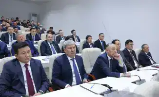 Конституция: основа доверия или источник вопросов?