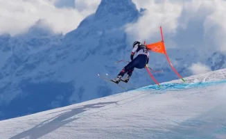 Линдси Вонн перенесла операцию после серьезного падения на Олимпиаде, ставя под угрозу свою карьеру и будущее в спорте