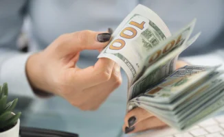 Купил доллары — объясни, зачем: Нацбанк ставит под контроль валютные потоки, как дирижер оркестра, требуя от казахстанцев раскрыть свои финансовые мотивы.