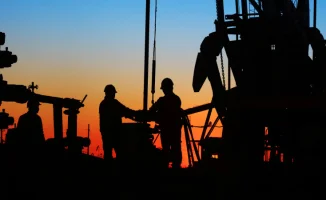 От 991 тысячи тенге. Кому предлагали самую высокую зарплату в январе