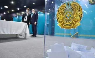 Всенародный референдум по новой Конституции: как решение депутатов может изменить политический ландшафт Казахстана