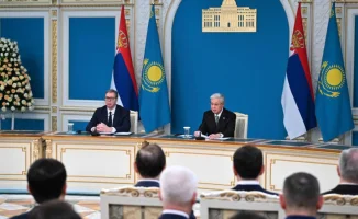 Токаев цитирует народную мудрость на встрече с Вучичем: укрепление связей между Казахстаном и Сербией
