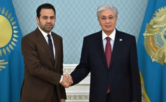 Касым-Жомарт Токаев провёл встречу с генеральным секретарём Мусульманского совета старейшин, обсуждая важные вопросы человеческого братства и сотрудничества между мусульманскими странами. В ходе встречи также была затронута премия имени шейха Заида 'За че