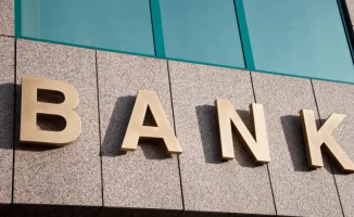 В Казахстане проверят трансграничные операции ряда банков