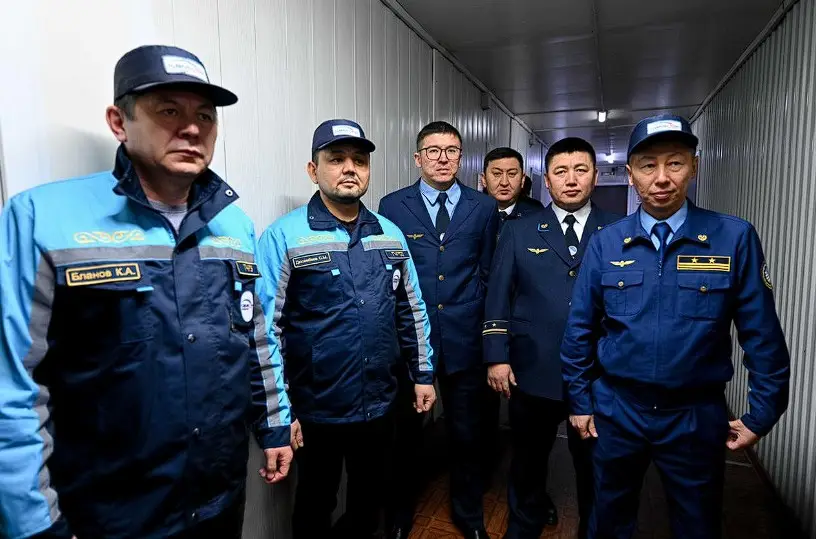 Аким области ознакомился с работой локомотивного депо «Қамқор Локомотив» в Аягозе (8)