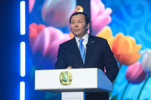 В честь Международного женского дня – 8 Марта в Өнер орталығы прошел праздничный концерт (6)