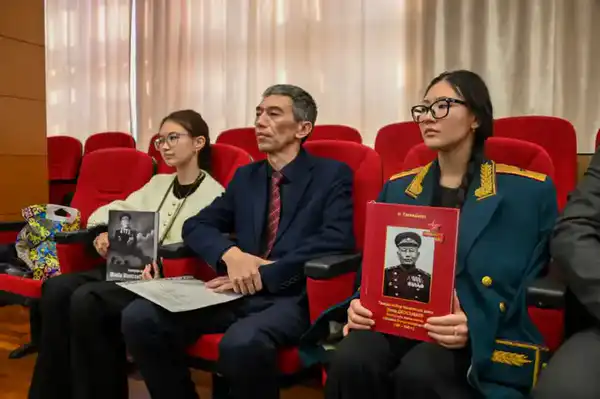 В Национальном университете обороны открыли мемориальный уголок к 125-летию генерала Шакира Джексенбаева (6)