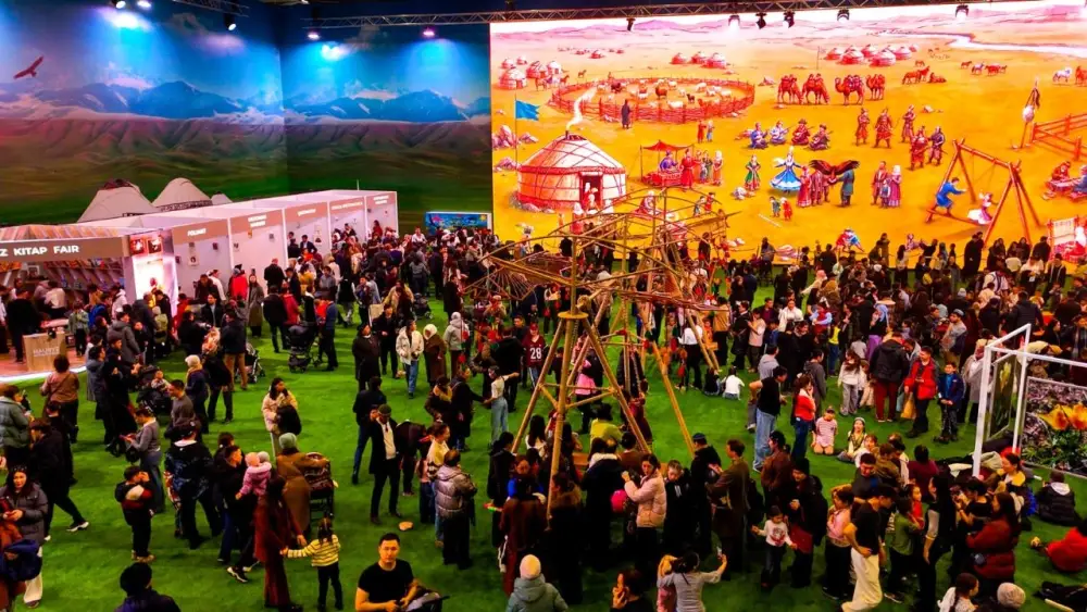 Digital-площадки, ярмарки, концерты: в Астане продолжается празднование Наурыза (8)