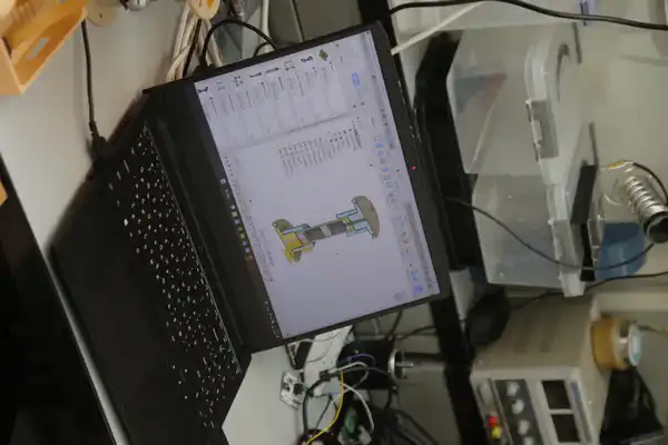 Казахстанские ученые разработали устройство для преобразования механических колебаний окружающей среды в электроэнергию (5)