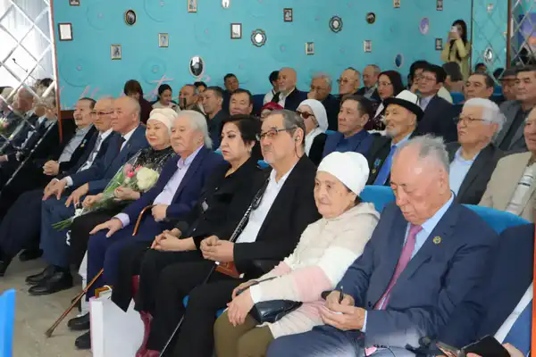 В Астане прошла творческая встреча к юбилею поэта Серика Тургынбекулы (4)