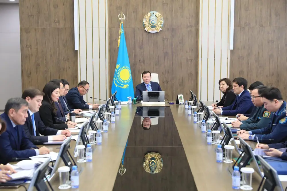 В областном акимате прошло заседание на тему «Новая прогрессивная Конституция – опора нашего единства» (9)