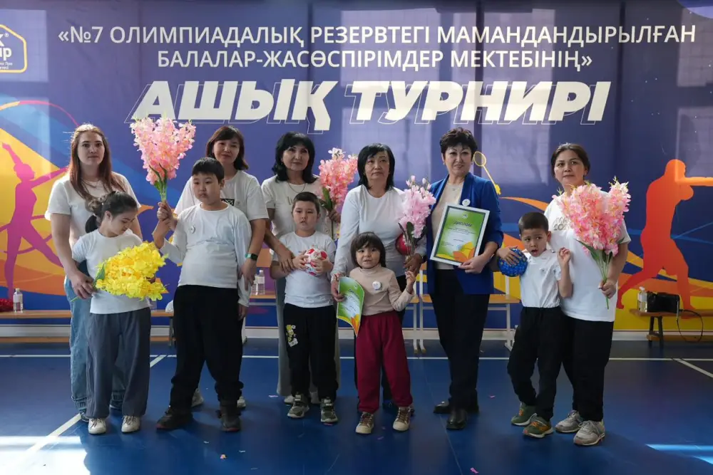 В Алматы прошла инклюзивная семейная эстафета ко Дню семьи – Шаңырақ күні (2)