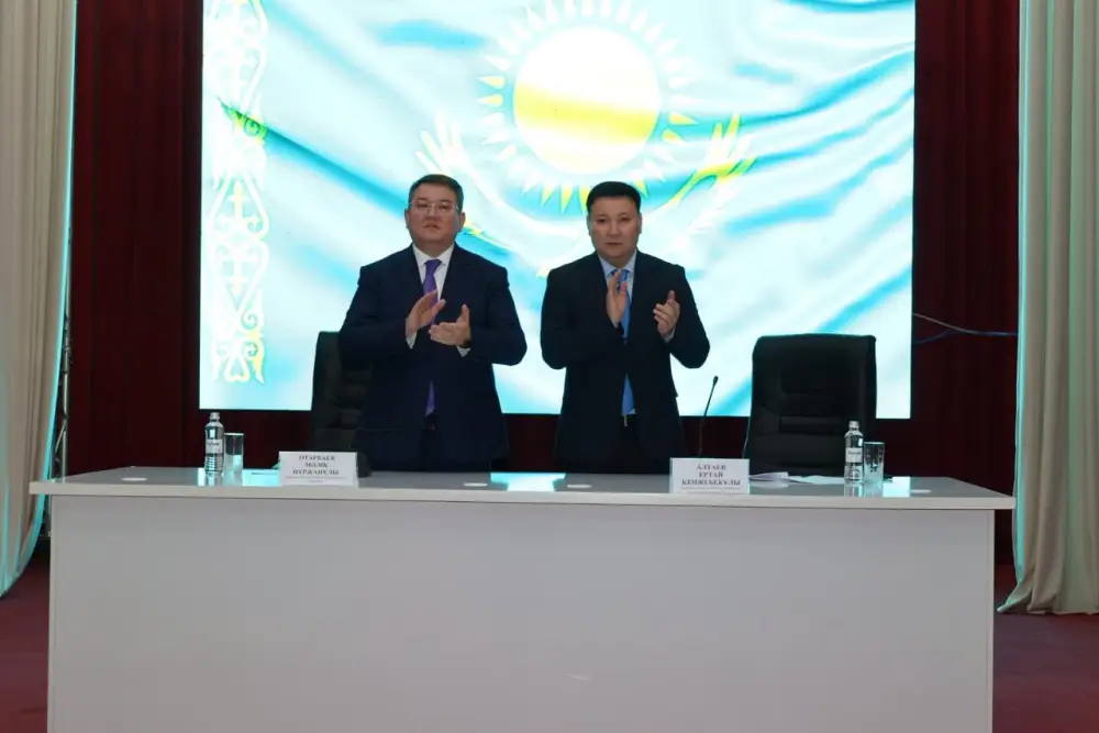 ТУРКЕСТАН: В САУРАНСКОМ РАЙОНЕ РАЗЪЯСНИЛИ ЗНАЧИМОСТЬ КОНСТИТУЦИОННЫХ РЕФОРМ (3)