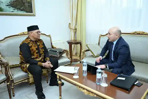 В МИД Казахстана приняли копии верительных грамот у Послов ряда государств (6)