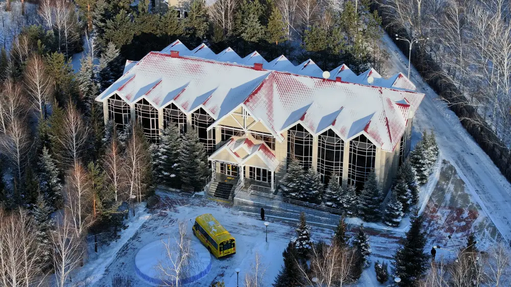 Аким области ознакомился с работой реабилитационного центра (10)