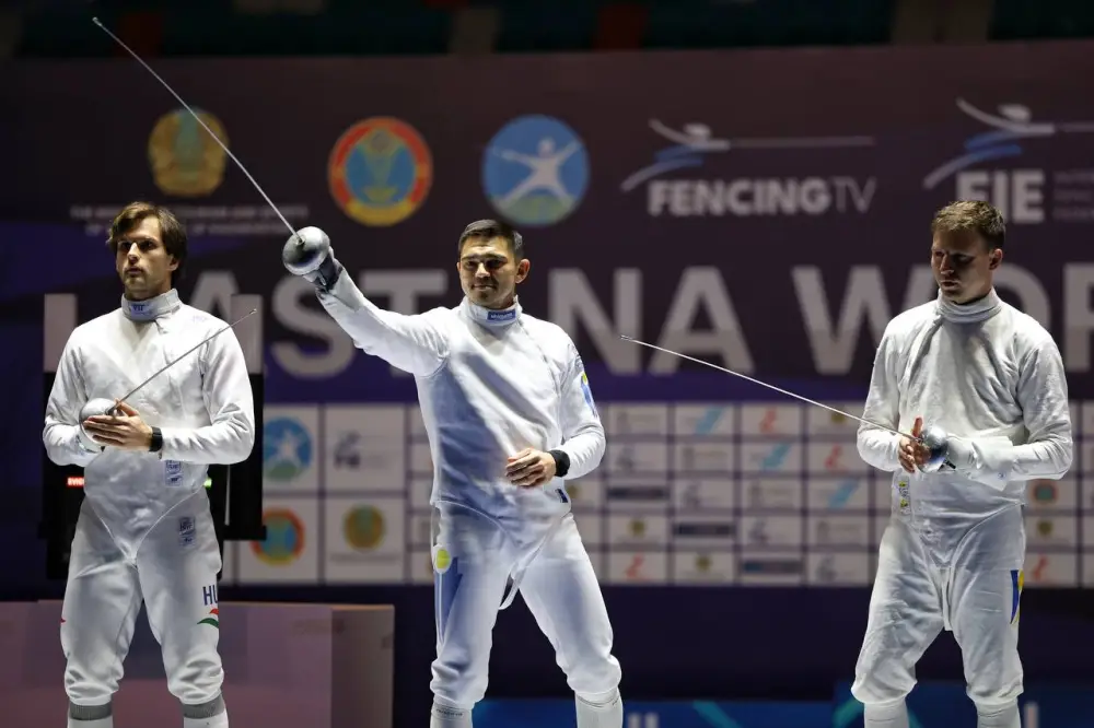 Порядка 500 спортсменов из 46 стран мира принимают участие в Кубке мира по фехтованию в Астане (5)