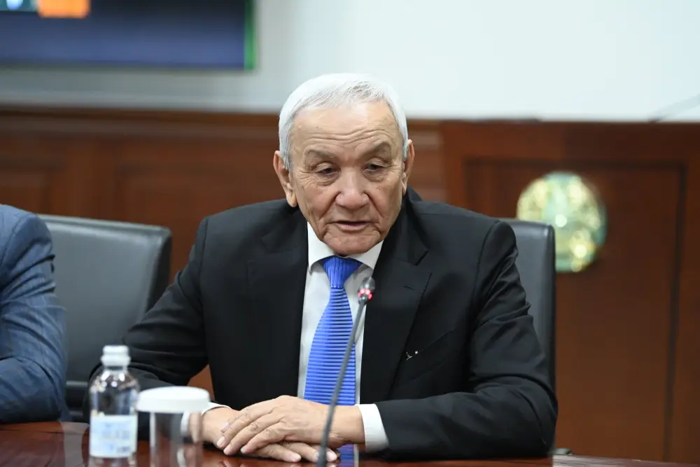 Представлен директор Кызылординского областного филиала АО «НК «КазАвтоЖол» (7)