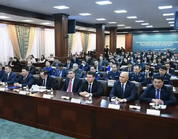 Обсуждены вопросы реализации принципа «Закон и порядок» на региональном уровне (4)