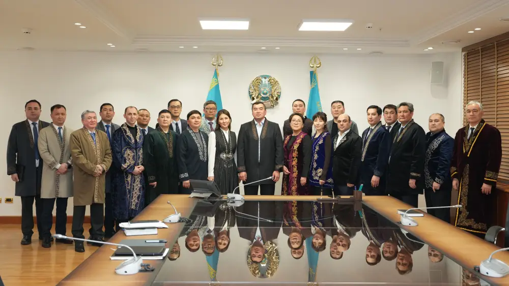 В МЧС Казахстана отметили День национальной одежды (4)