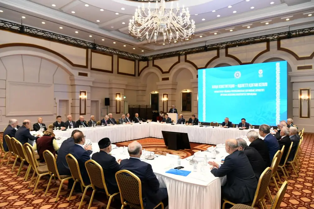 В столице ветераны обсудили проект новой Конституции (2)