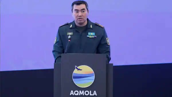 Готовность к паводкам: Олжас Бектенов провел заседание Республиканского оперативного штаба по ликвидации ЧС (3)