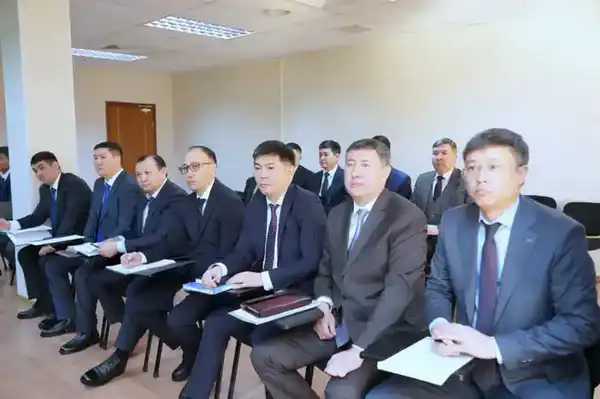 В Астане на заседании коллегии Комитета автомобильного транспорта и транспортного контроля подведены итоги деятельности отрасли за 2025 год (2)